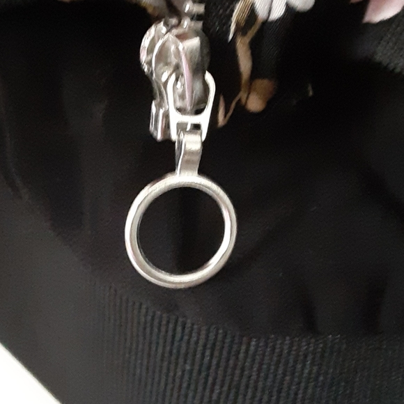 Floral jacket - Picture 2 of 4